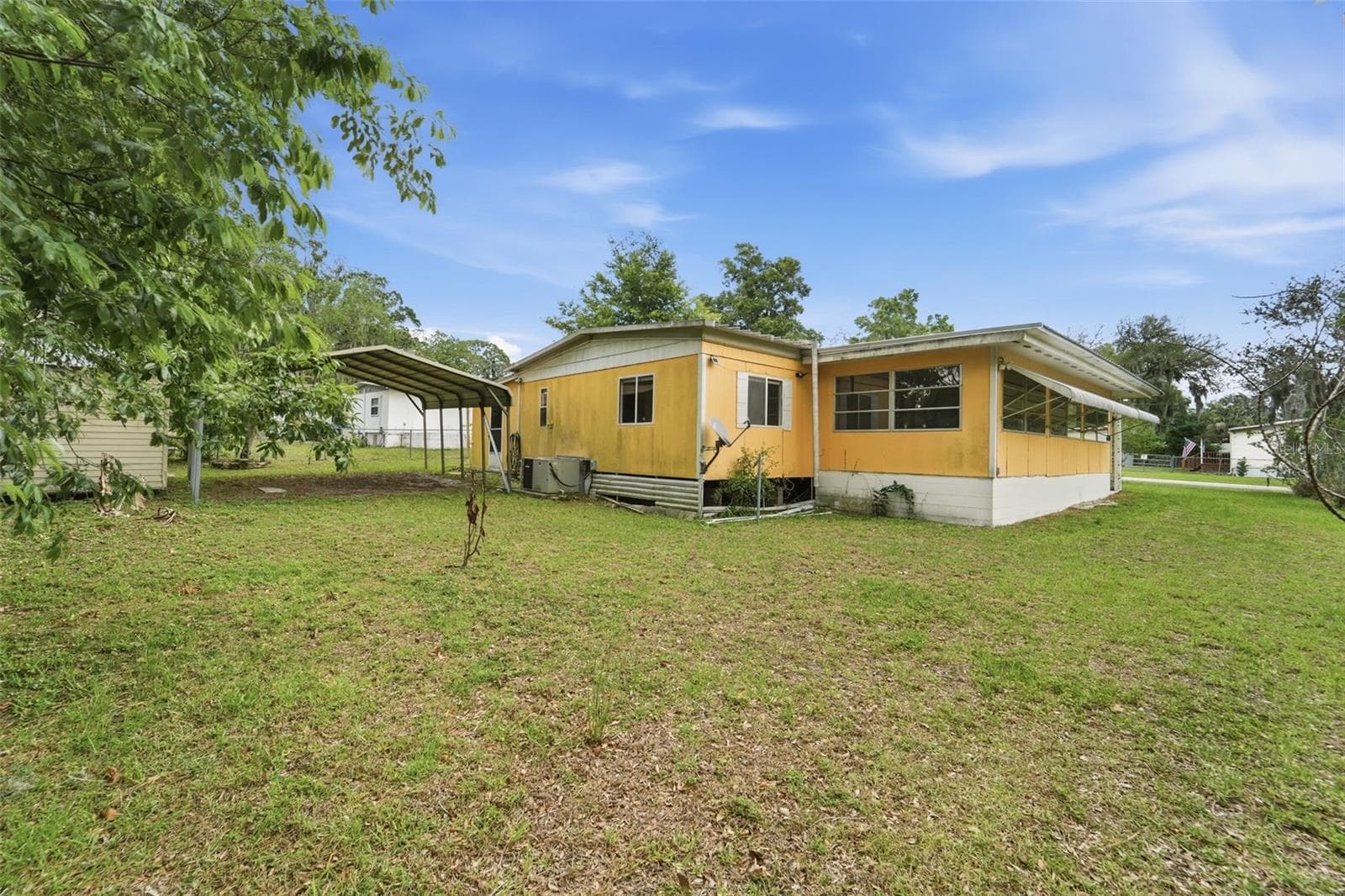 Mobile Home at 4128 WOODLAND CIR, DELAND, photo 37 of 40
