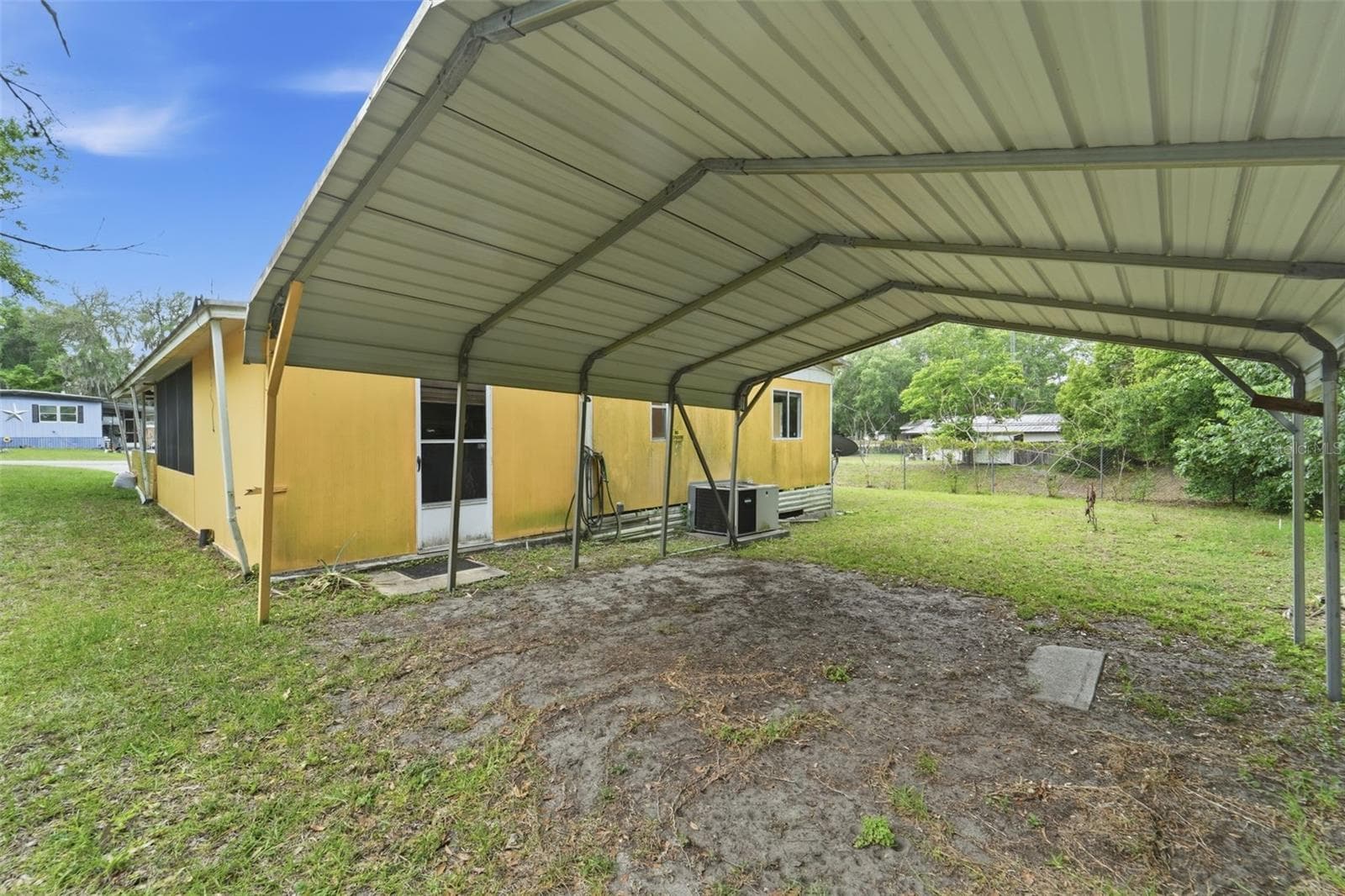 Mobile Home at 4128 WOODLAND CIR, DELAND, photo 38 of 40