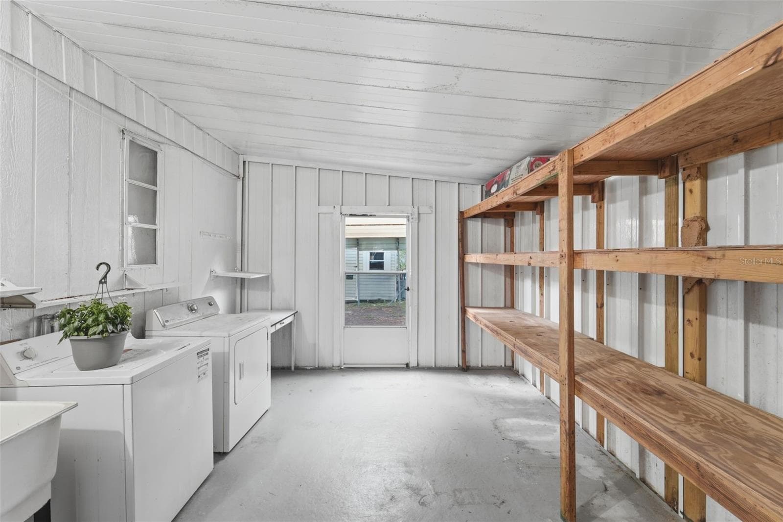 Mobile Home at 4128 WOODLAND CIR, DELAND, photo 39 of 40