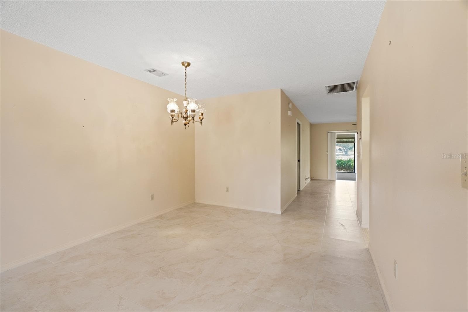 Dinning room - 1027 BLUEWATER DR, SUN CITY CENTER