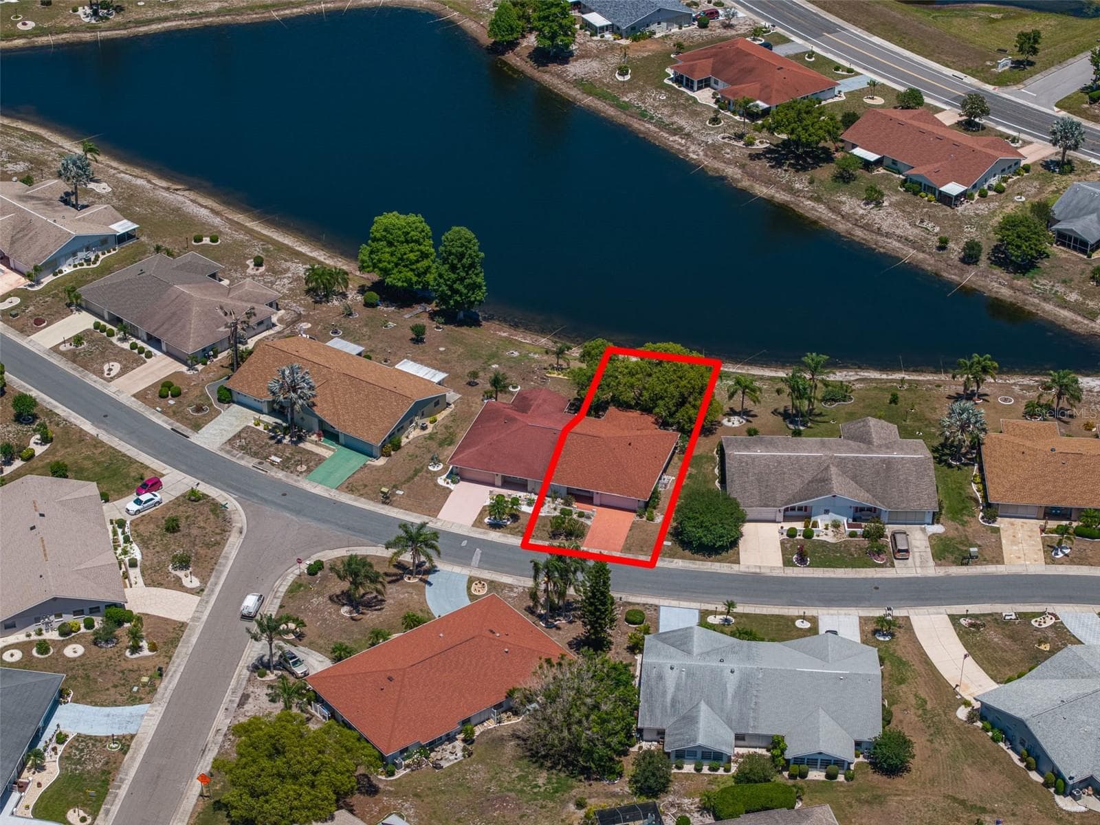 Single Family Residence at 1027 BLUEWATER DR, SUN CITY CENTER, photo 39 of 42