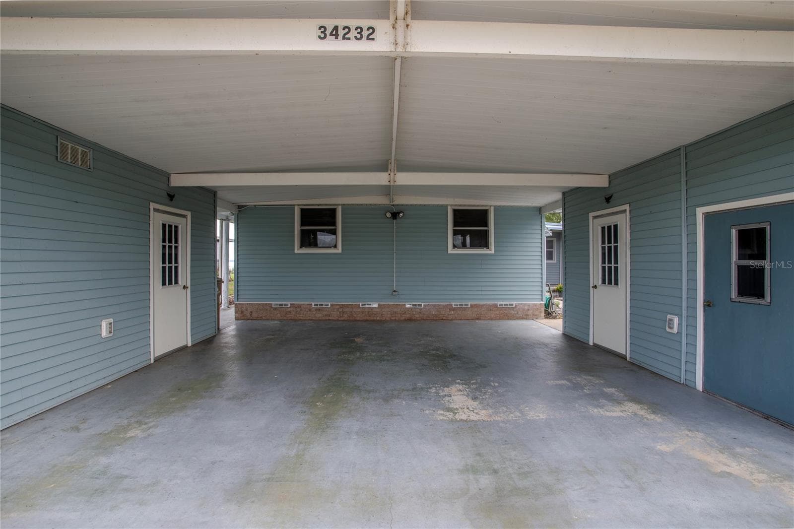 Mobile Home at 34232 ISLAND DR, LEESBURG, photo 31 of 44