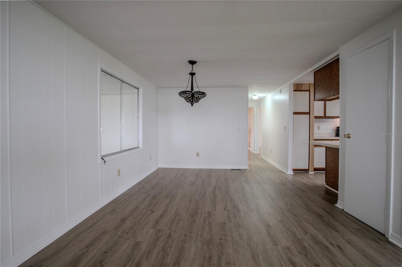 Mobile Home at 34232 ISLAND DR, LEESBURG, photo 11 of 44