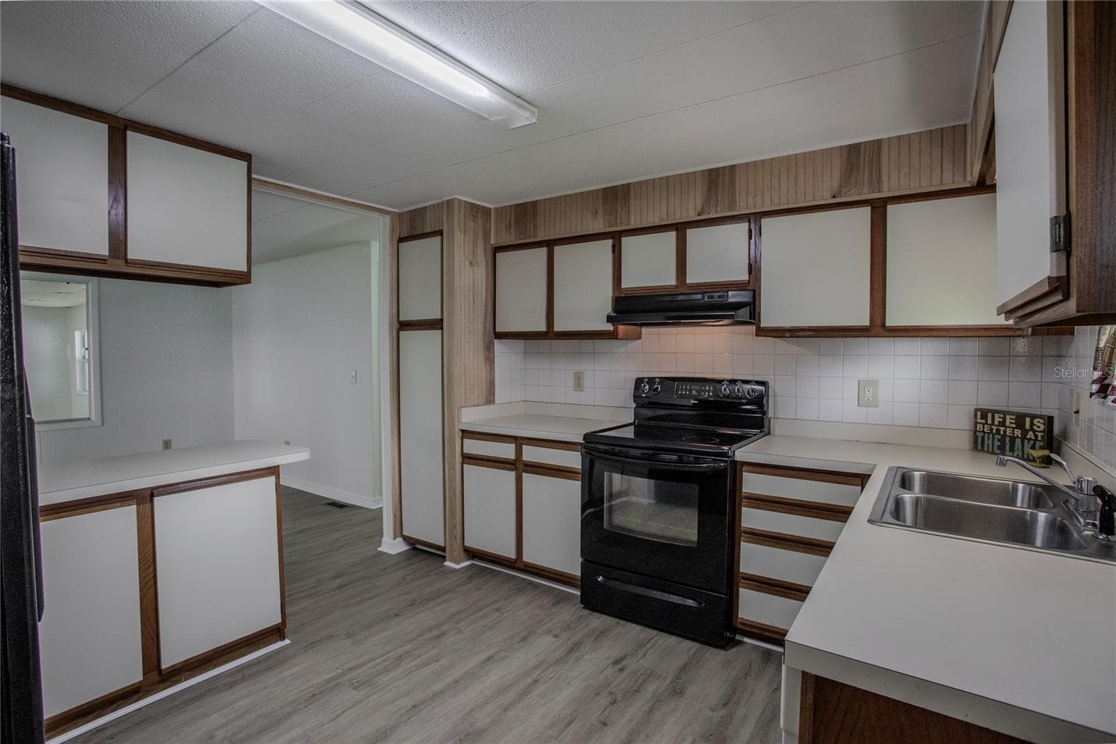 Mobile Home at 34232 ISLAND DR, LEESBURG, photo 18 of 44