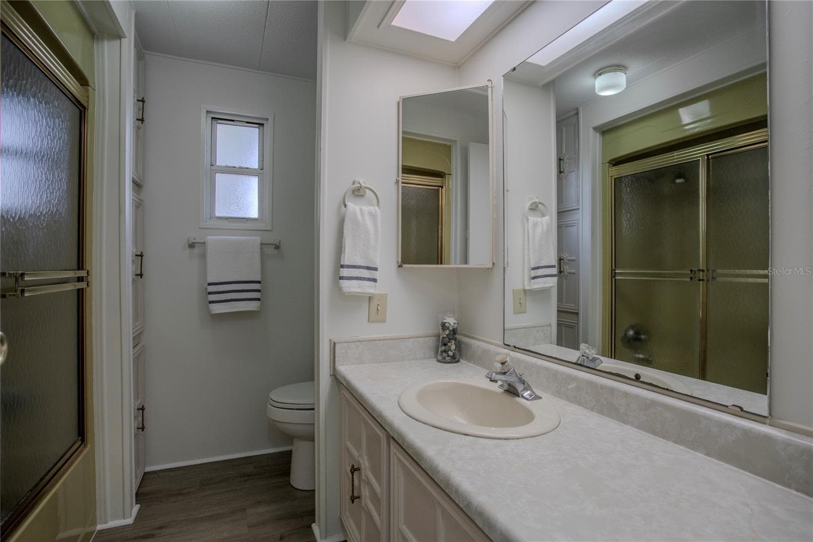 Mobile Home at 34232 ISLAND DR, LEESBURG, photo 23 of 44