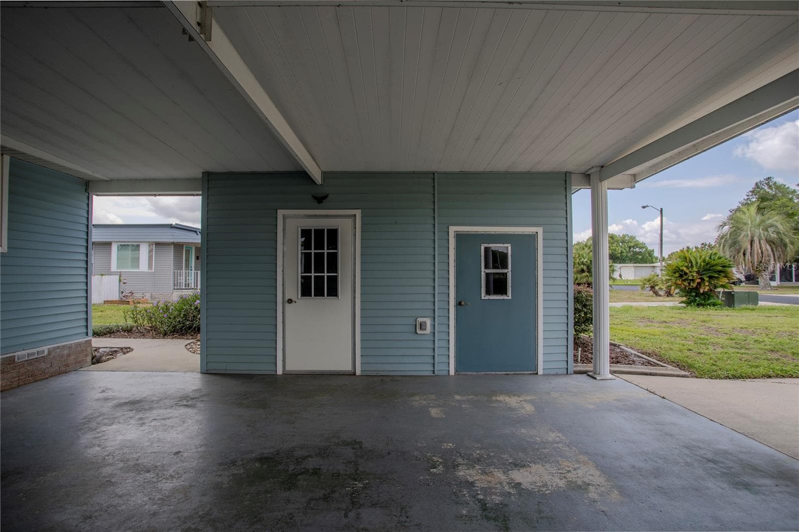 Mobile Home at 34232 ISLAND DR, LEESBURG, photo 30 of 44