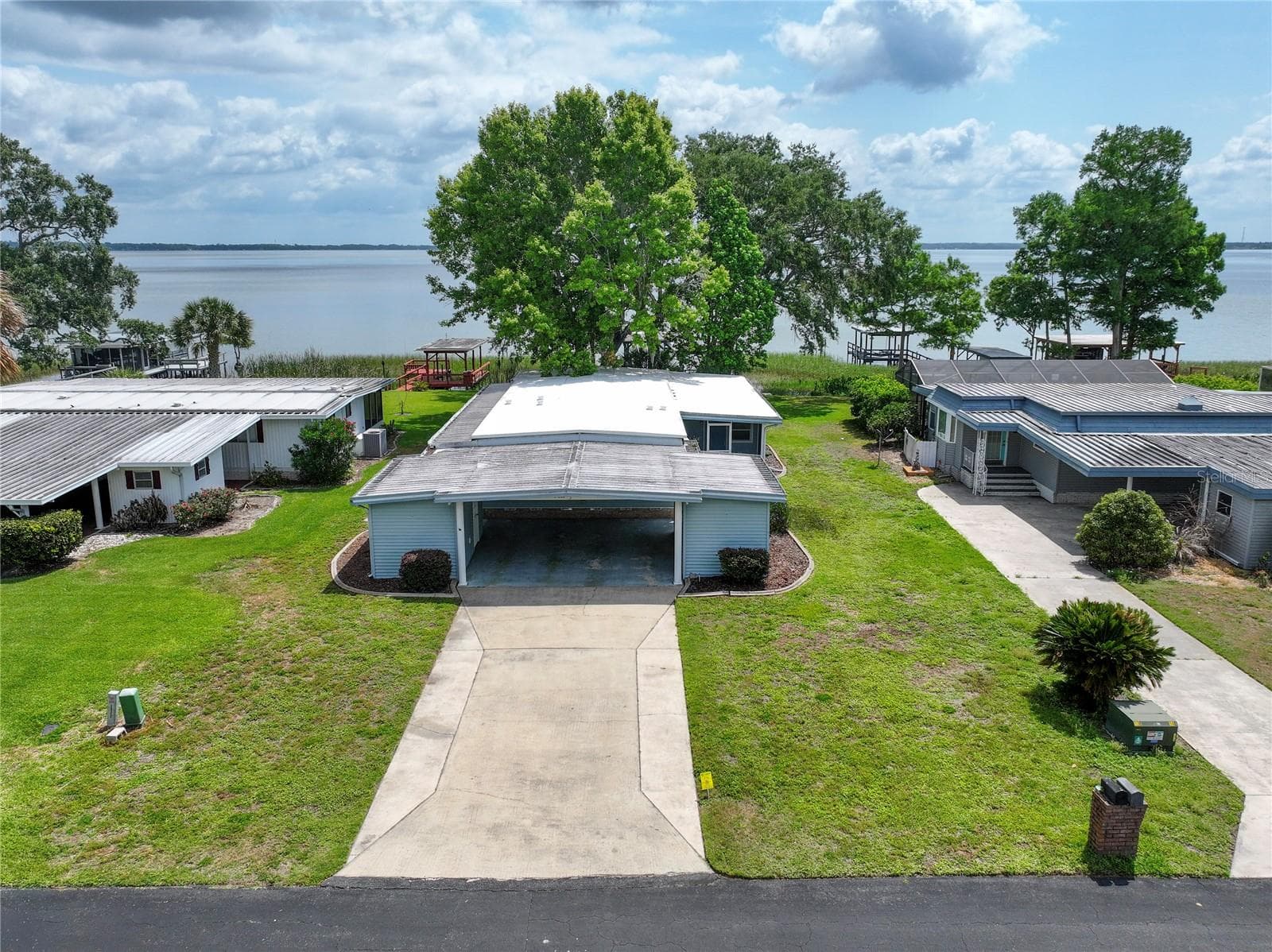 Mobile Home at 34232 ISLAND DR, LEESBURG, photo 34 of 44