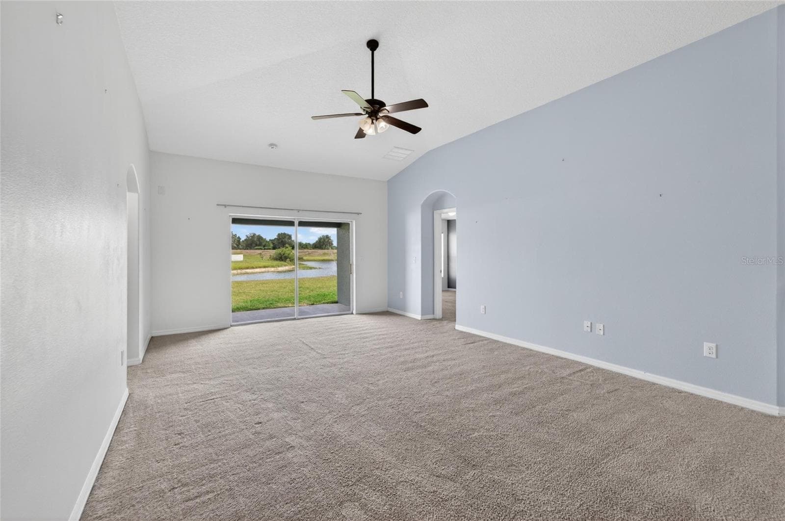 Single Family Residence at 13128 ROYAL PINES AVE, RIVERVIEW, photo 7 of 49