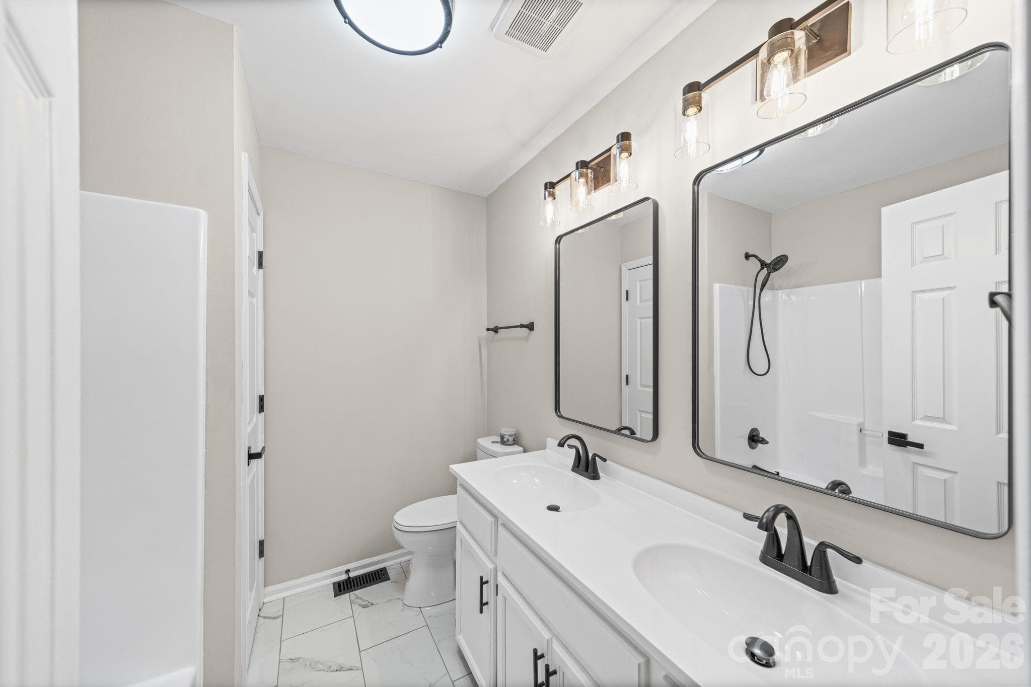 Master Bathroom - 2327 Sunset Drive, Gastonia