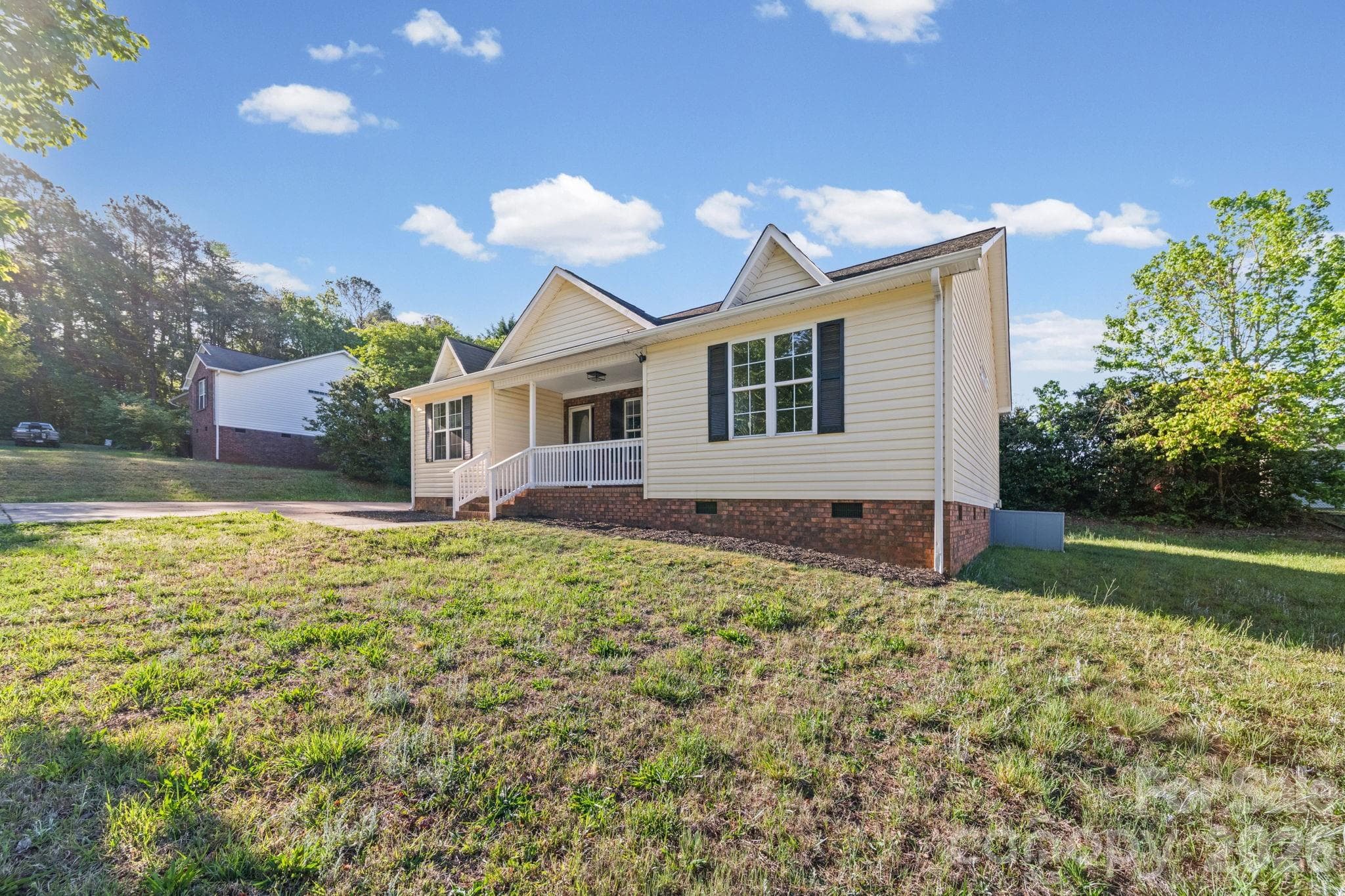 Single Family Residence at 2327 Sunset Drive, Gastonia, photo 27 of 33