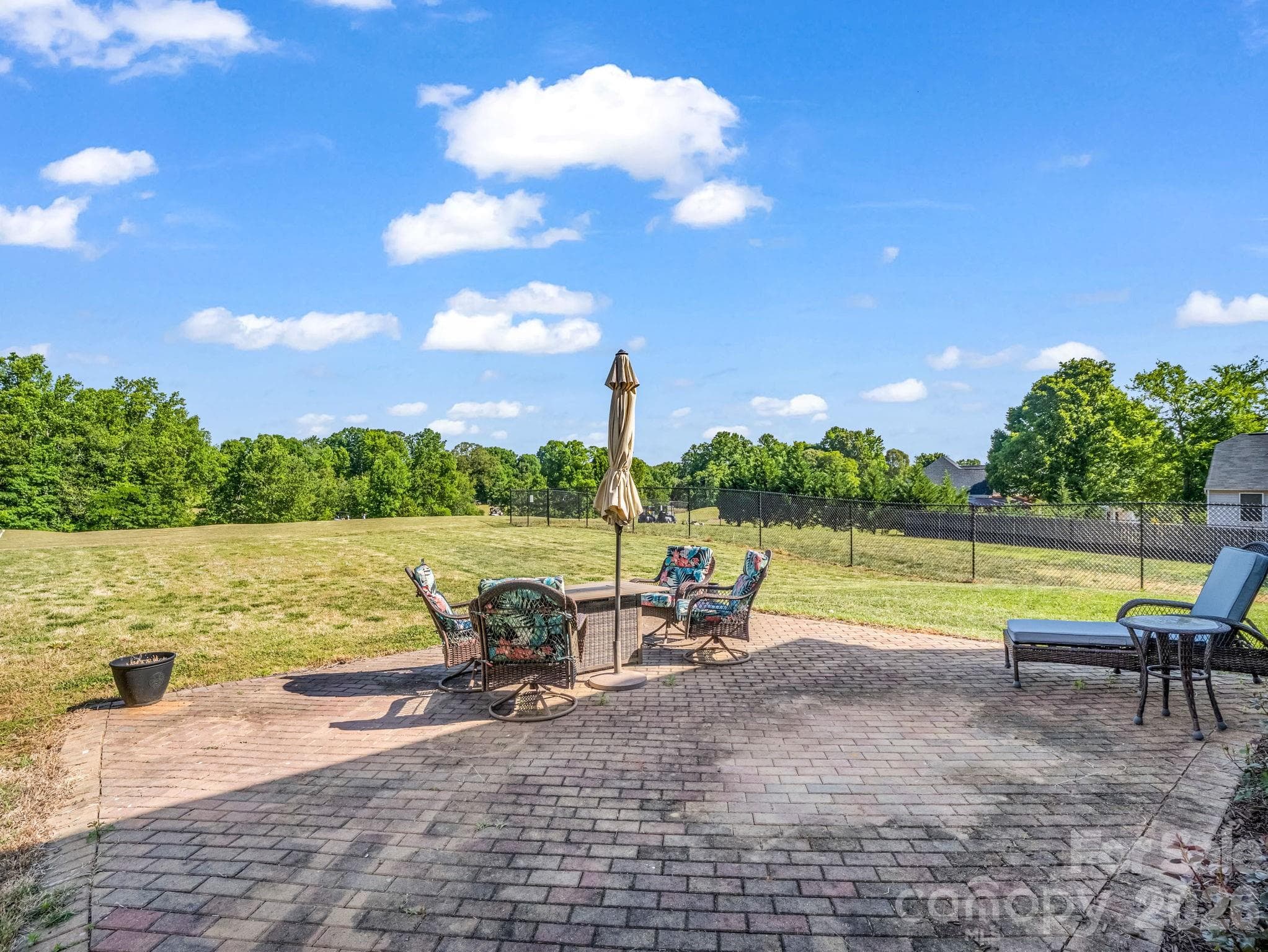 Single Family Residence at 104 Bermuda Run, Shelby, photo 7 of 37