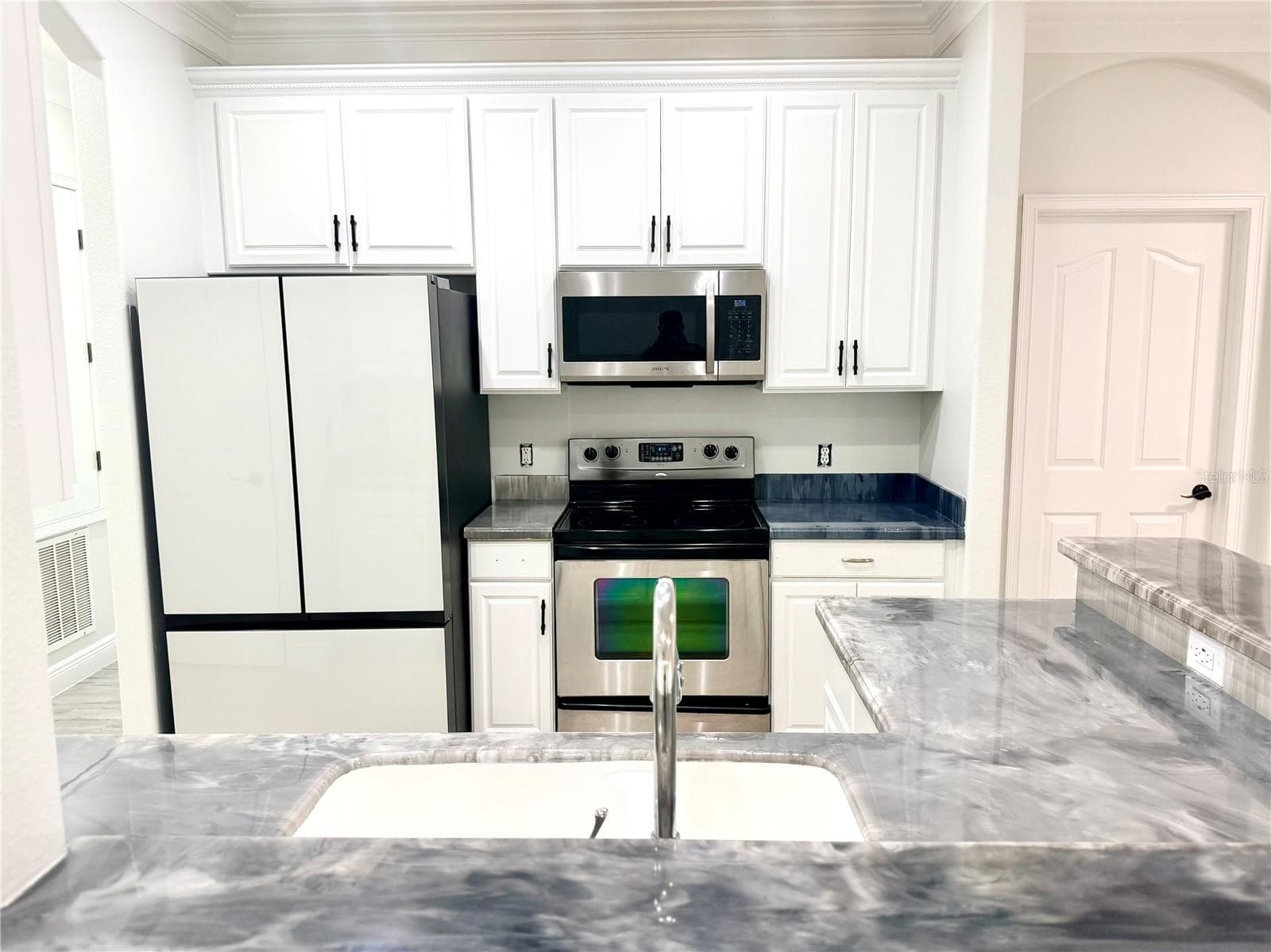 Single Family Residence at 1541 HACKNEY TER, DELAND, photo 10 of 28
