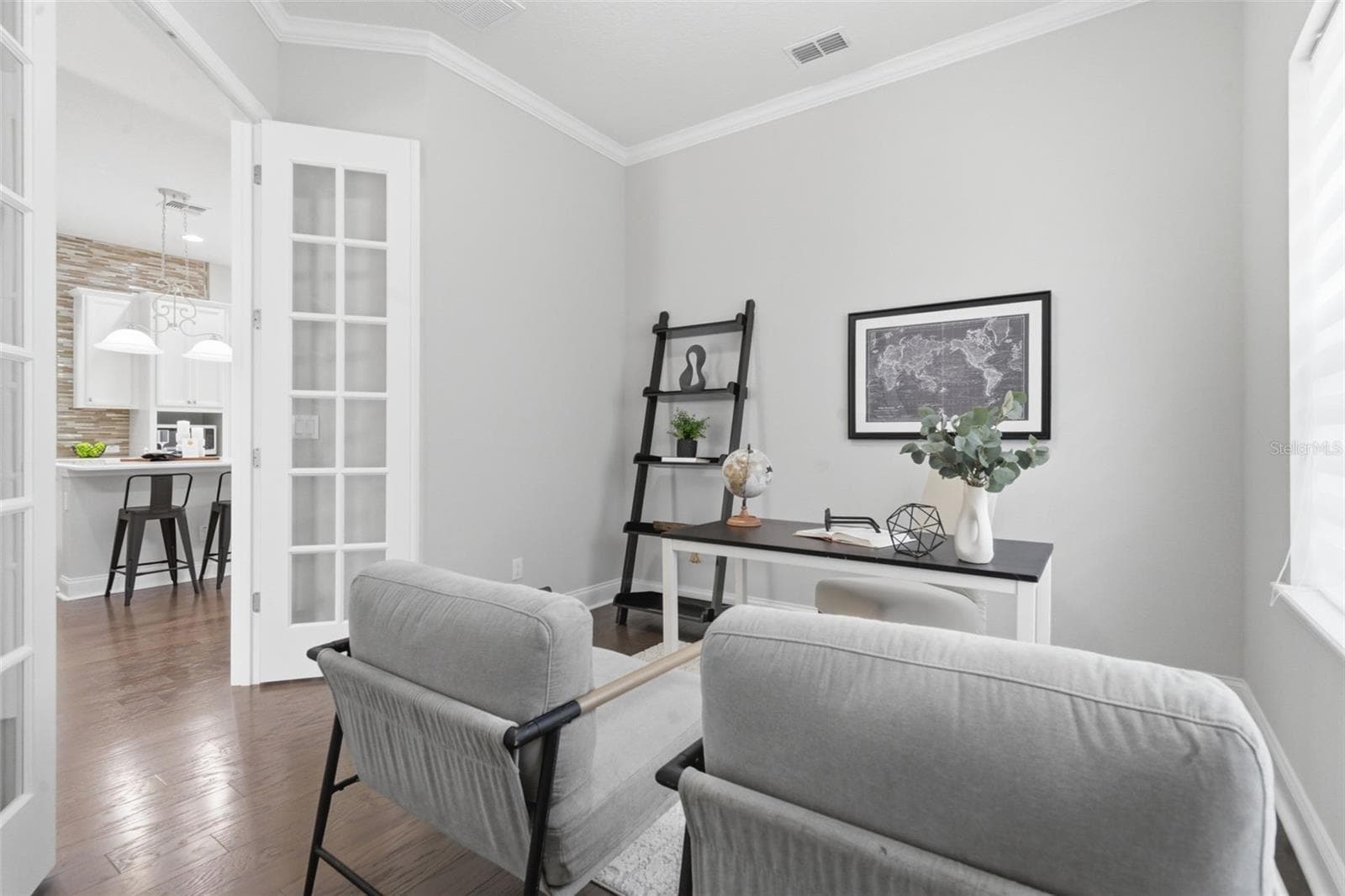 Single Family Residence at 13856 ELIOT AVE, ORLANDO, photo 17 of 43