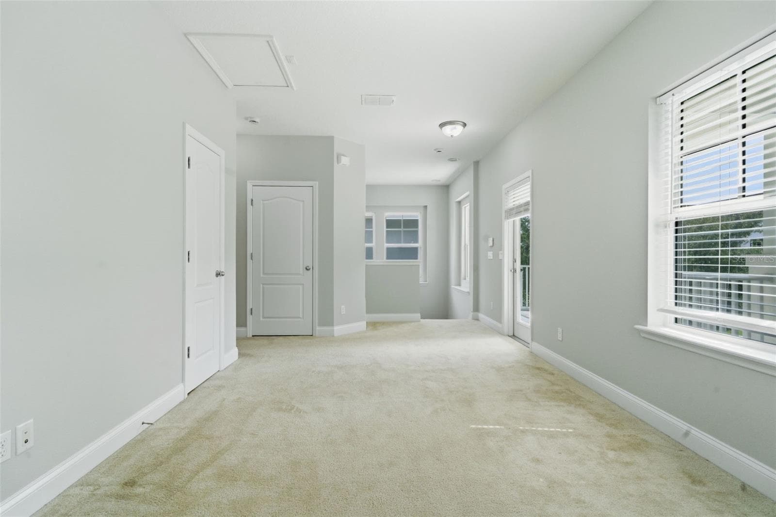 Single Family Residence at 13856 ELIOT AVE, ORLANDO, photo 20 of 43
