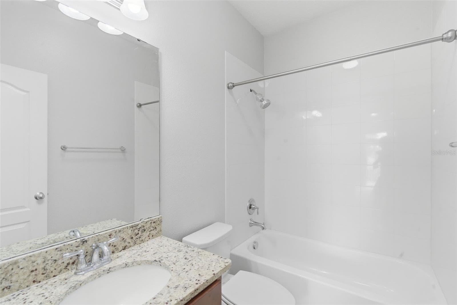 Single Family Residence at 13856 ELIOT AVE, ORLANDO, photo 27 of 43