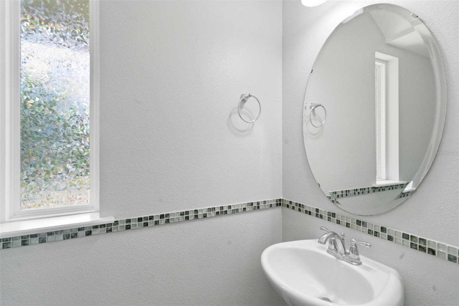 Single Family Residence at 13856 ELIOT AVE, ORLANDO, photo 29 of 43