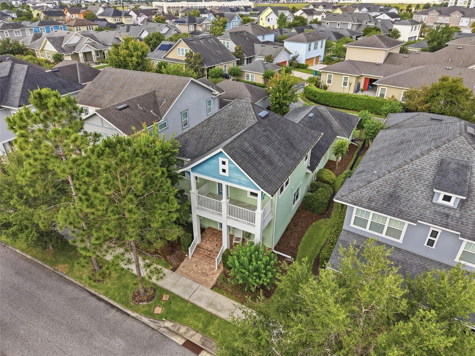 Single Family Residence at 13856 ELIOT AVE, ORLANDO, photo 37 of 43