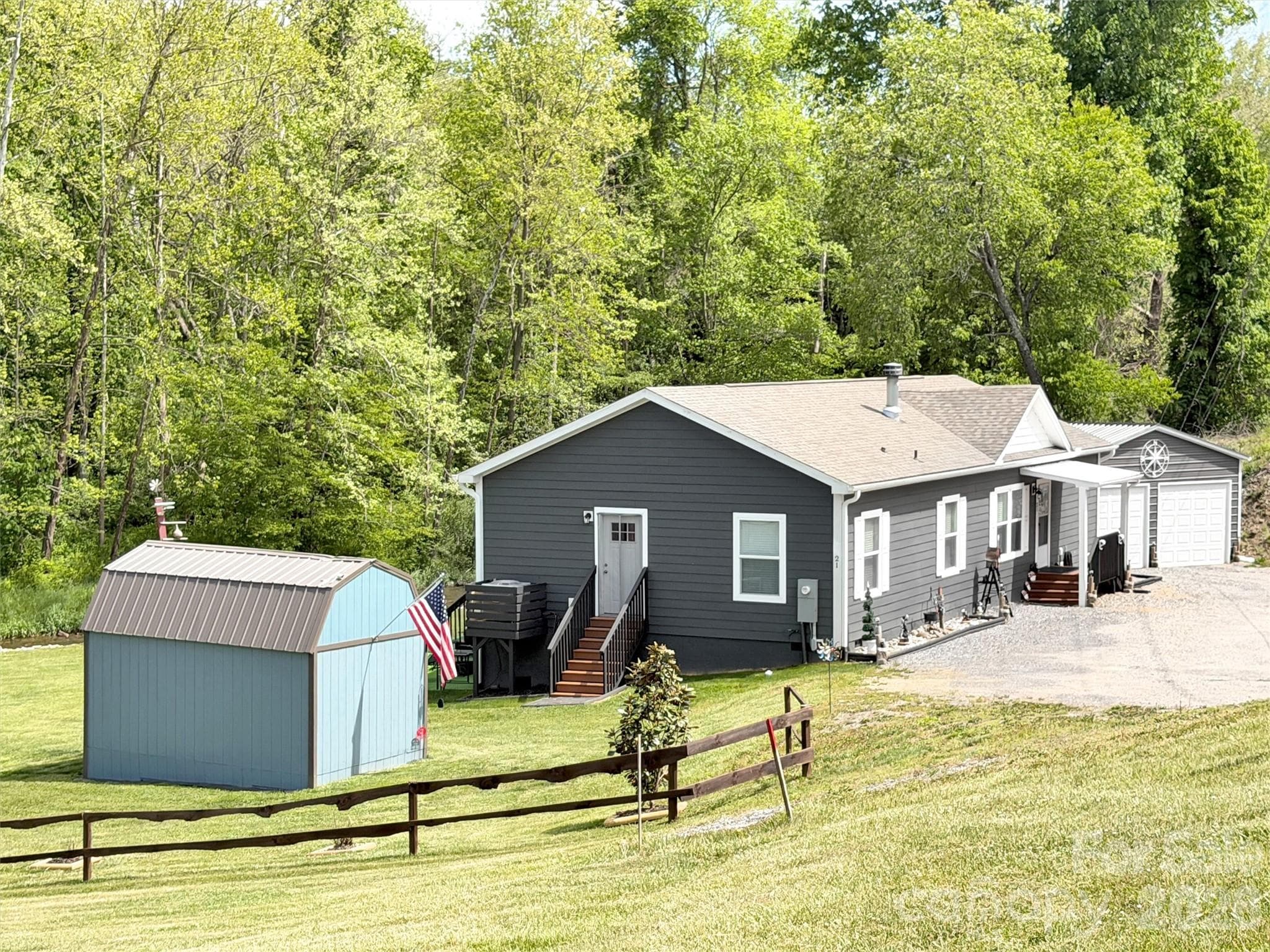 Single Family Residence at Waynesville, photo 3 of 47