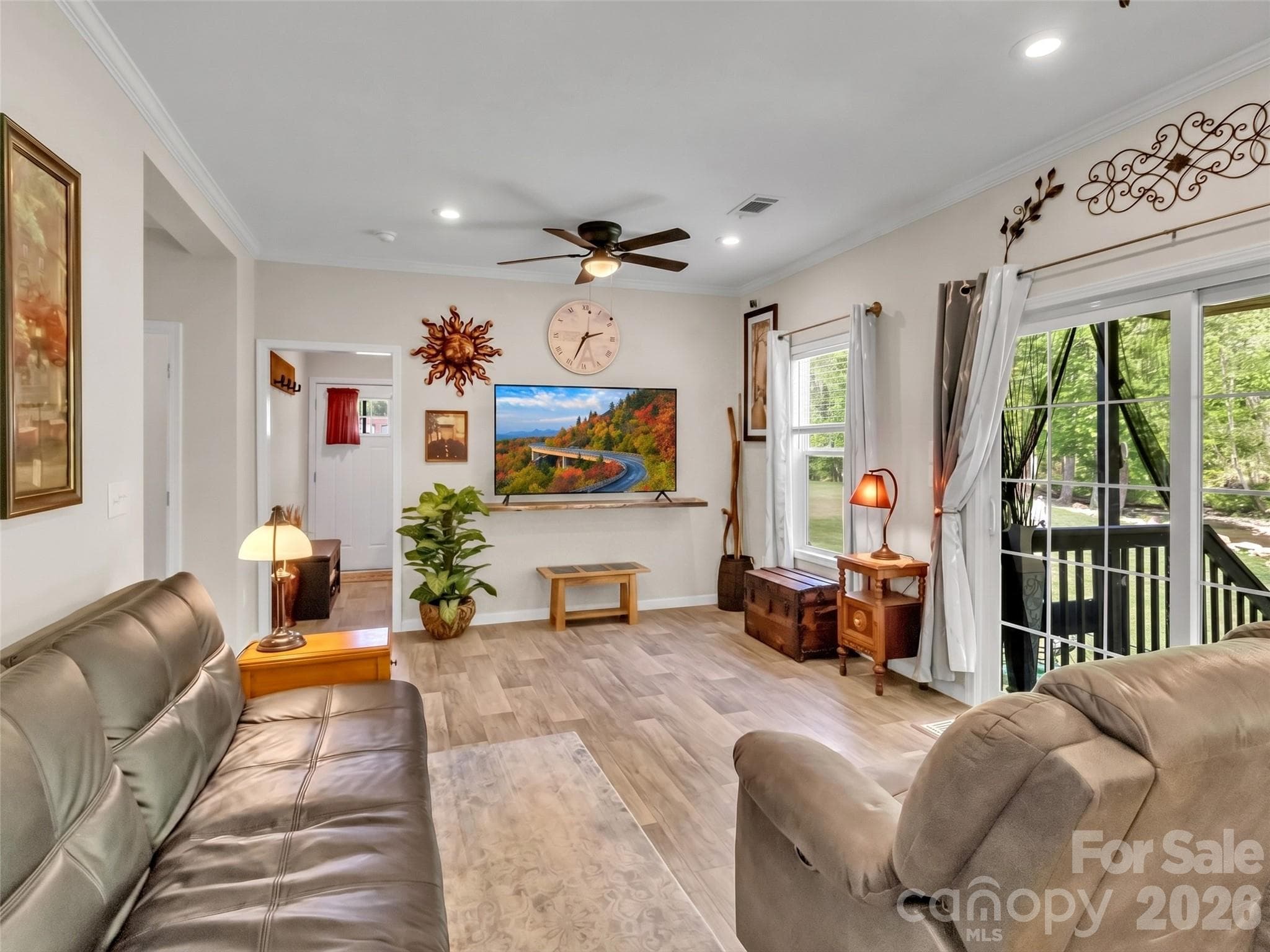 Single Family Residence at Waynesville, photo 9 of 47