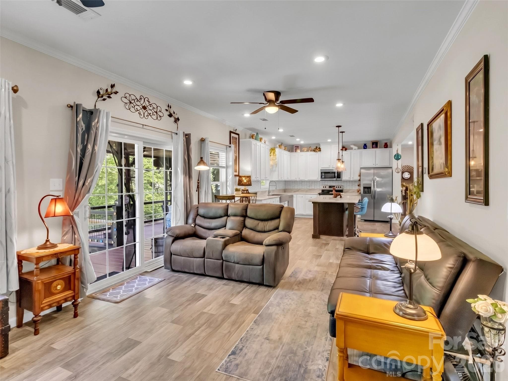 Single Family Residence at Waynesville, photo 10 of 47