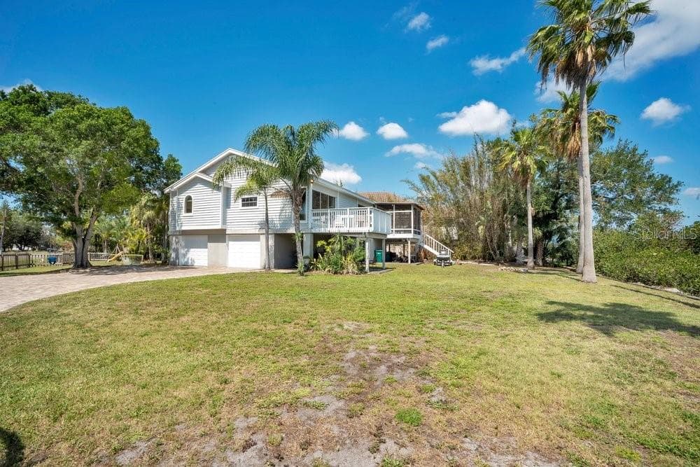 Unincorporated Pinelles County - 3858 SHORE BLVD, OLDSMAR