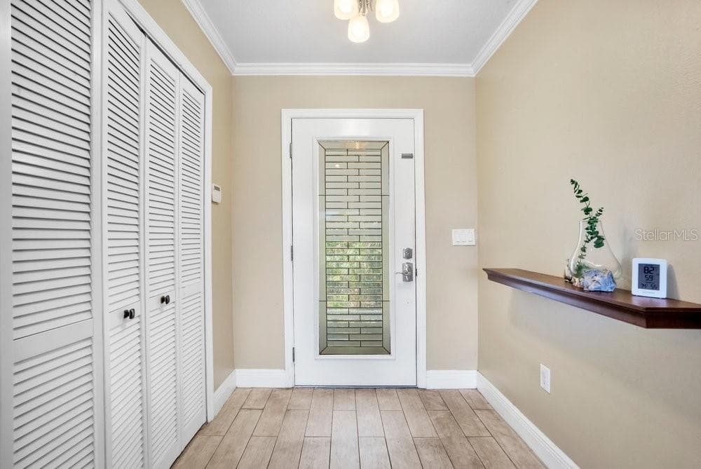 Main entrance - 3858 SHORE BLVD, OLDSMAR