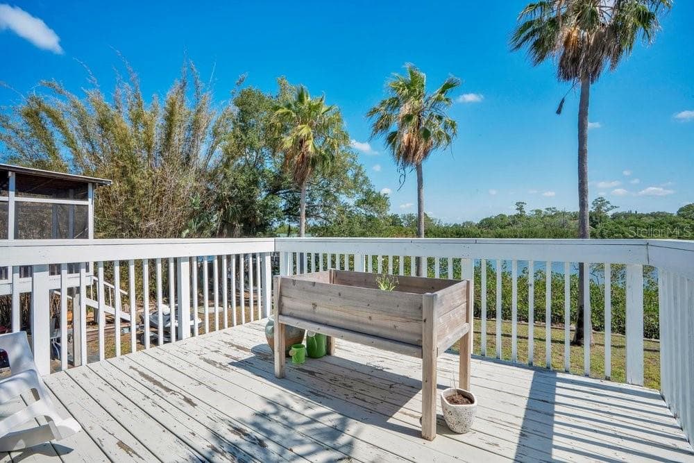 Single Family Residence at 3858 SHORE BLVD, OLDSMAR, photo 31 of 77