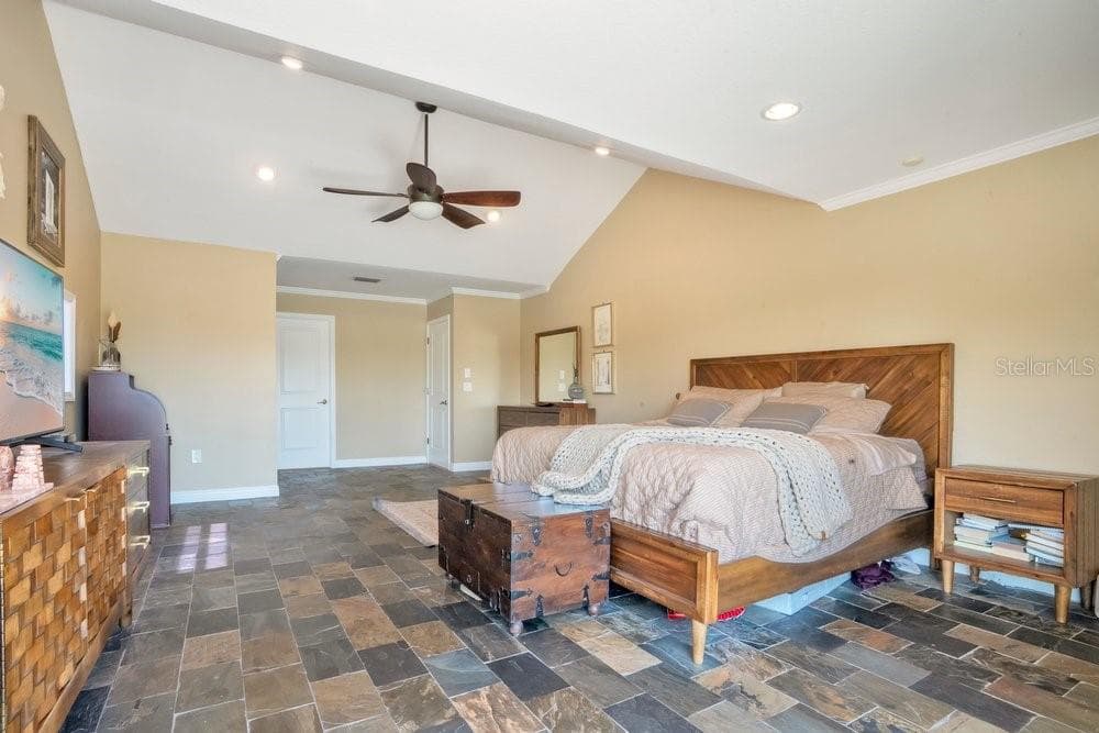 Single Family Residence at 3858 SHORE BLVD, OLDSMAR, photo 33 of 77