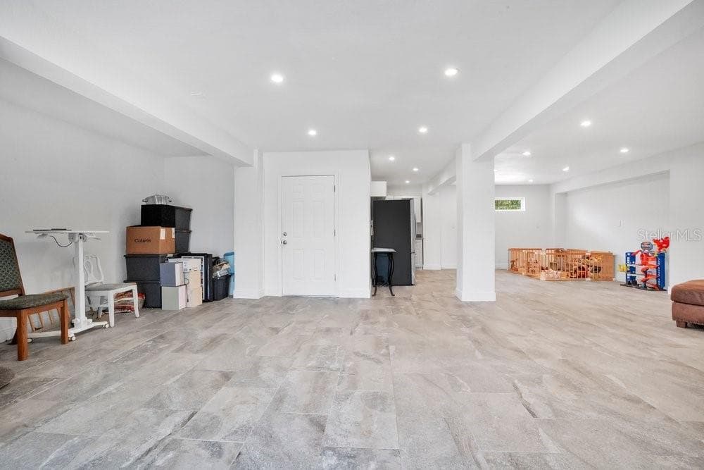 ADU / Mother in law area with private entrance - 3858 SHORE BLVD, OLDSMAR