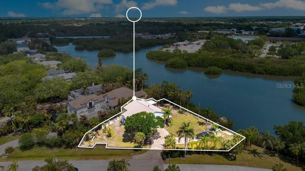 Single Family Residence at 3858 SHORE BLVD, OLDSMAR, photo 64 of 77