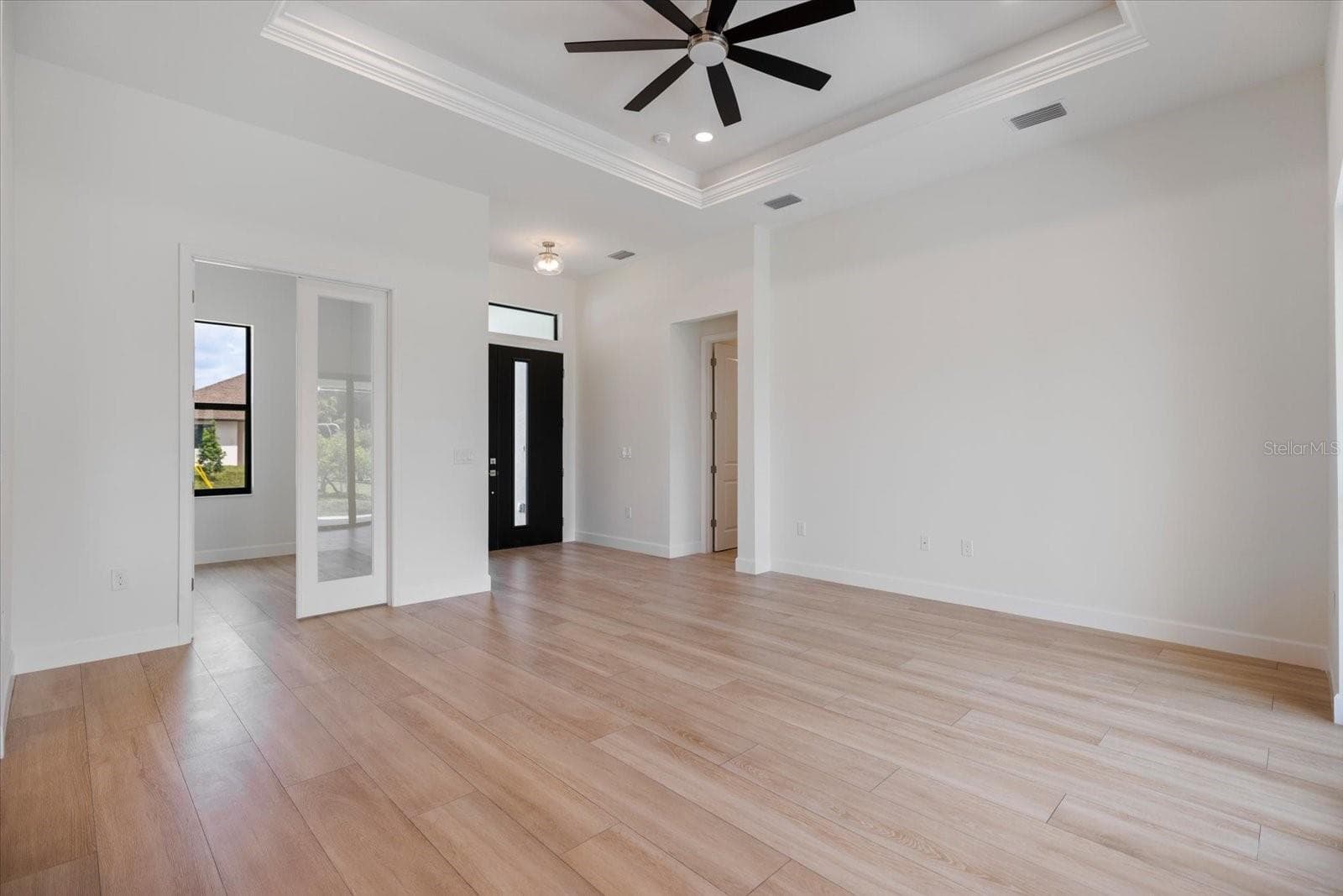 Single Family Residence at 12134 MALLORCA AVE, NORTH PORT, photo 7 of 41