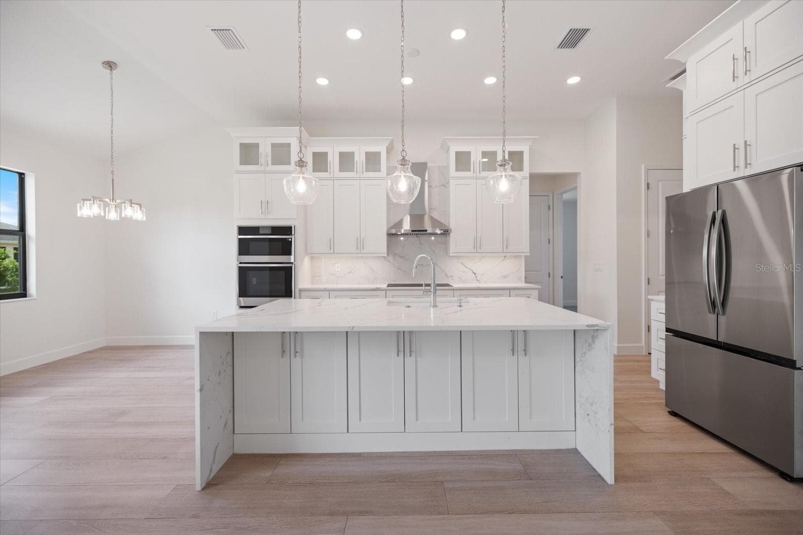 Single Family Residence at 12134 MALLORCA AVE, NORTH PORT, photo 12 of 41