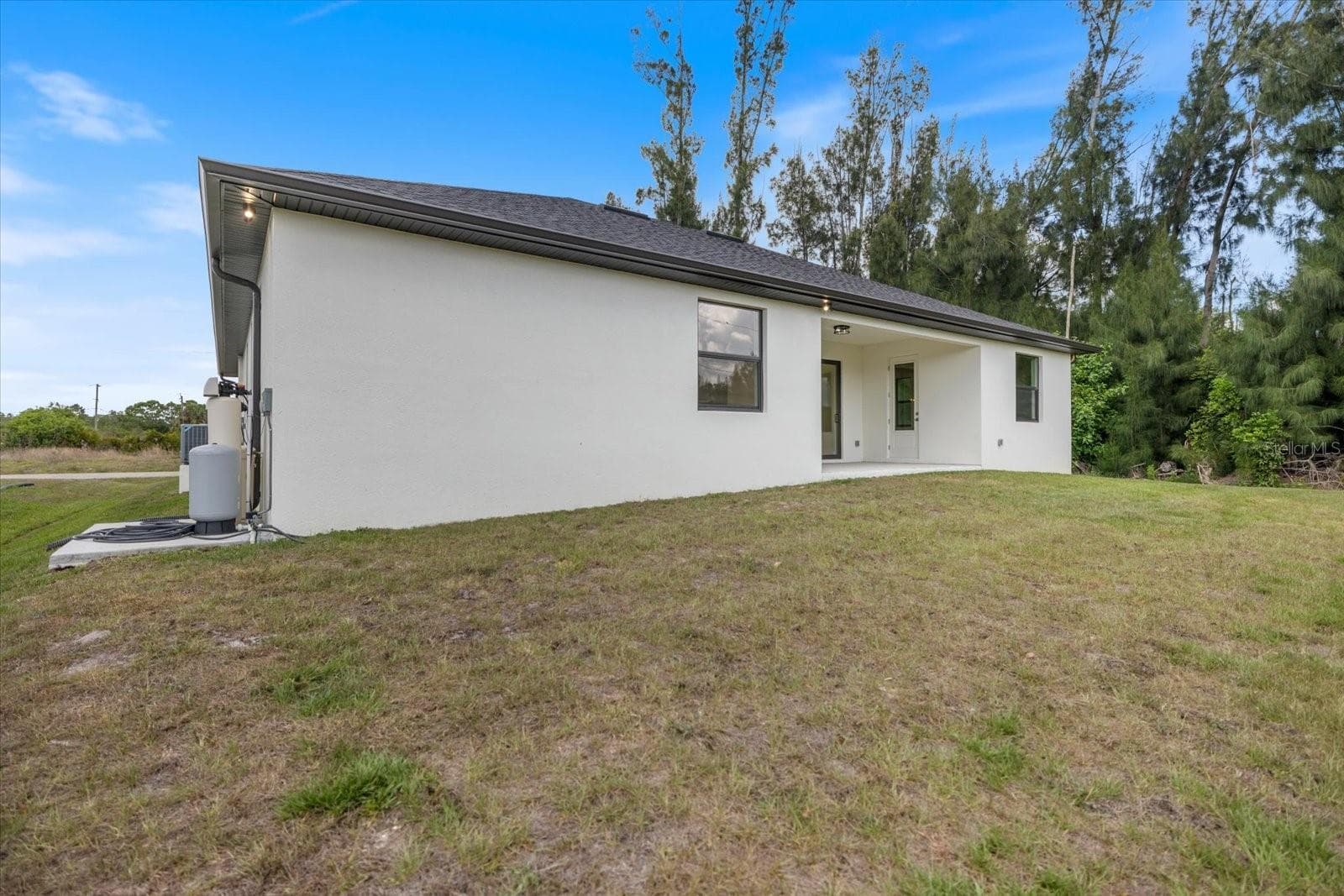 Single Family Residence at 12134 MALLORCA AVE, NORTH PORT, photo 32 of 41