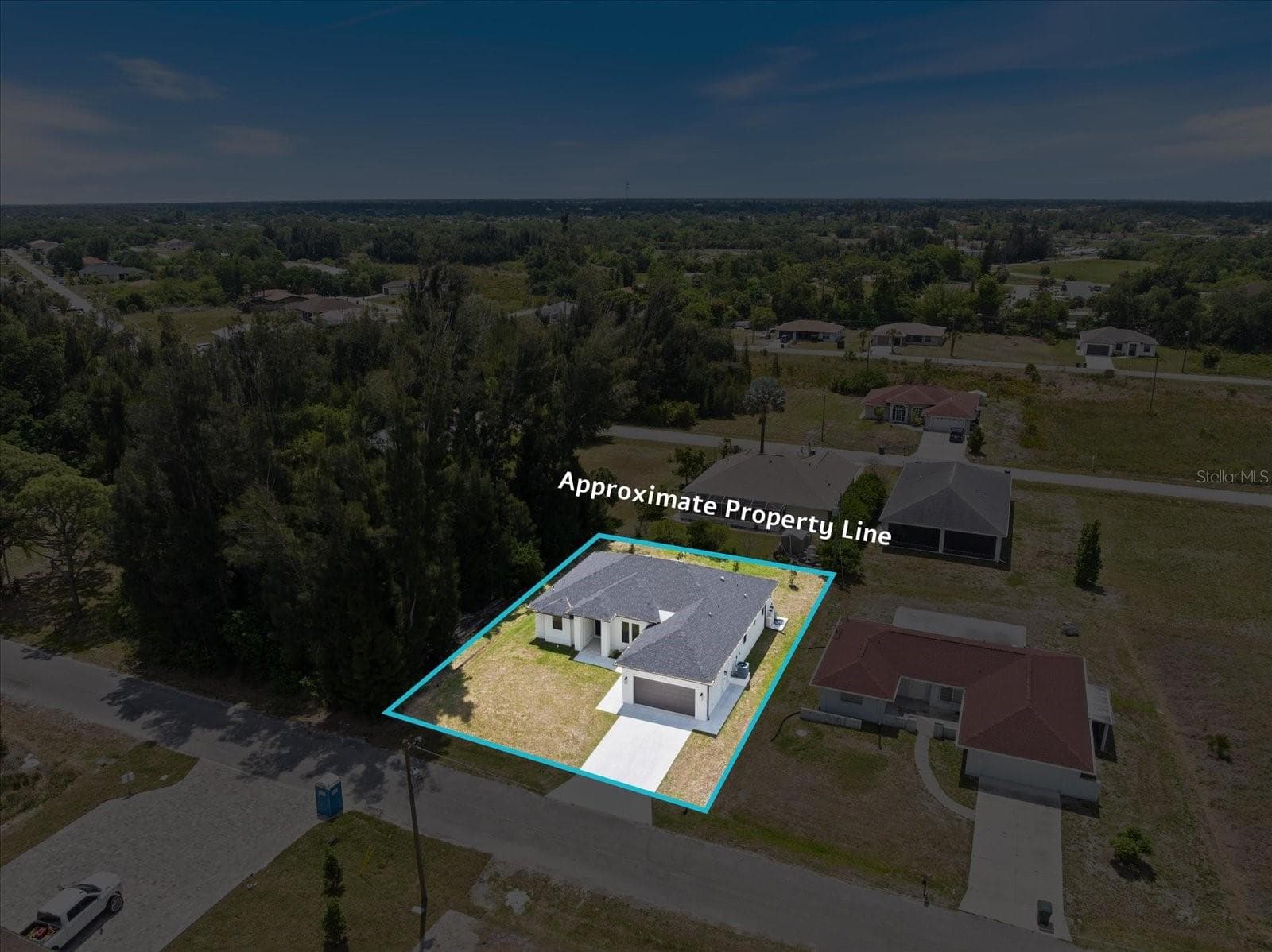 Single Family Residence at 12134 MALLORCA AVE, NORTH PORT, photo 37 of 41