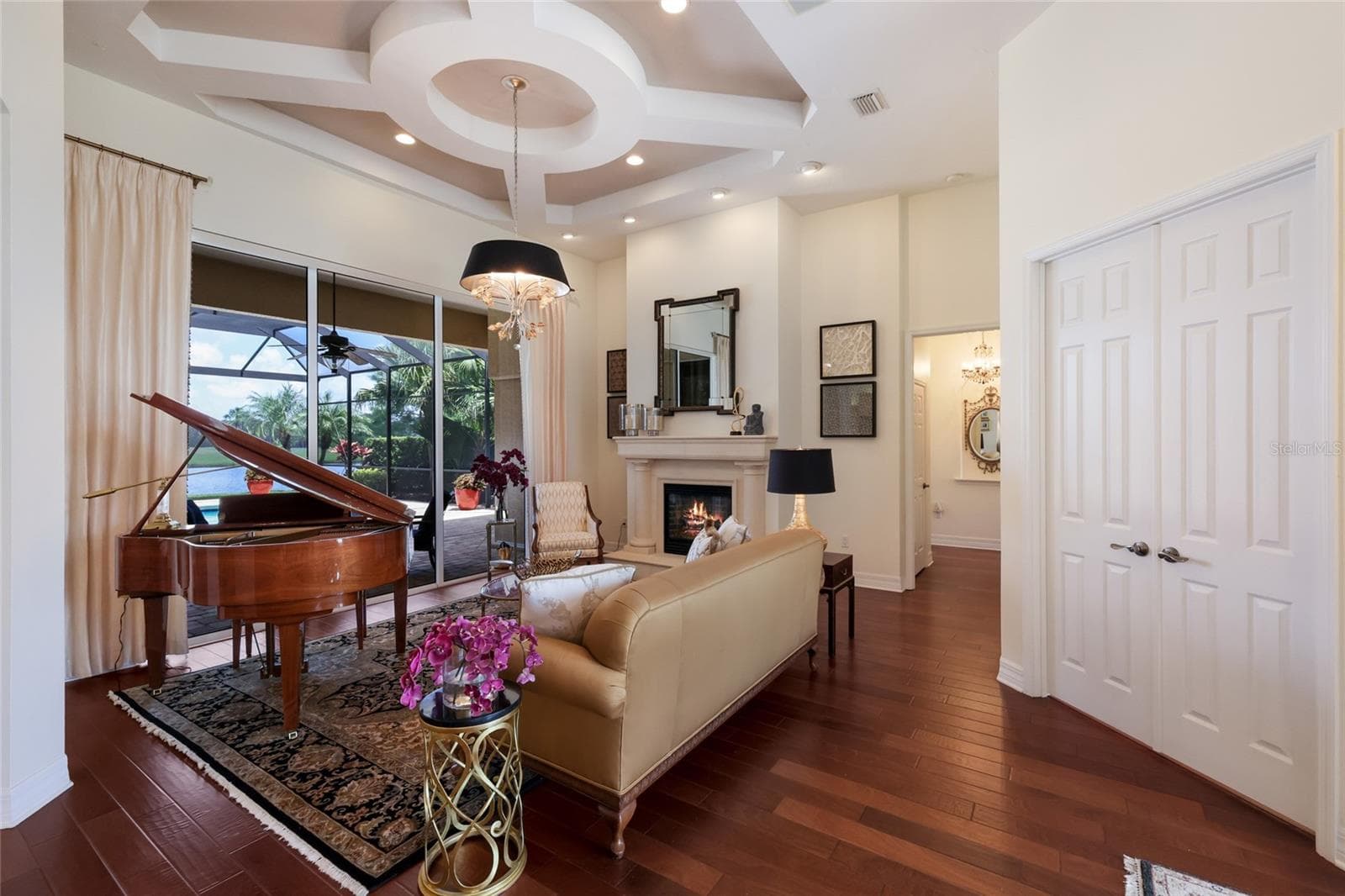 Single Family Residence at 7207 ASHLAND GLN, LAKEWOOD RANCH, photo 15 of 83