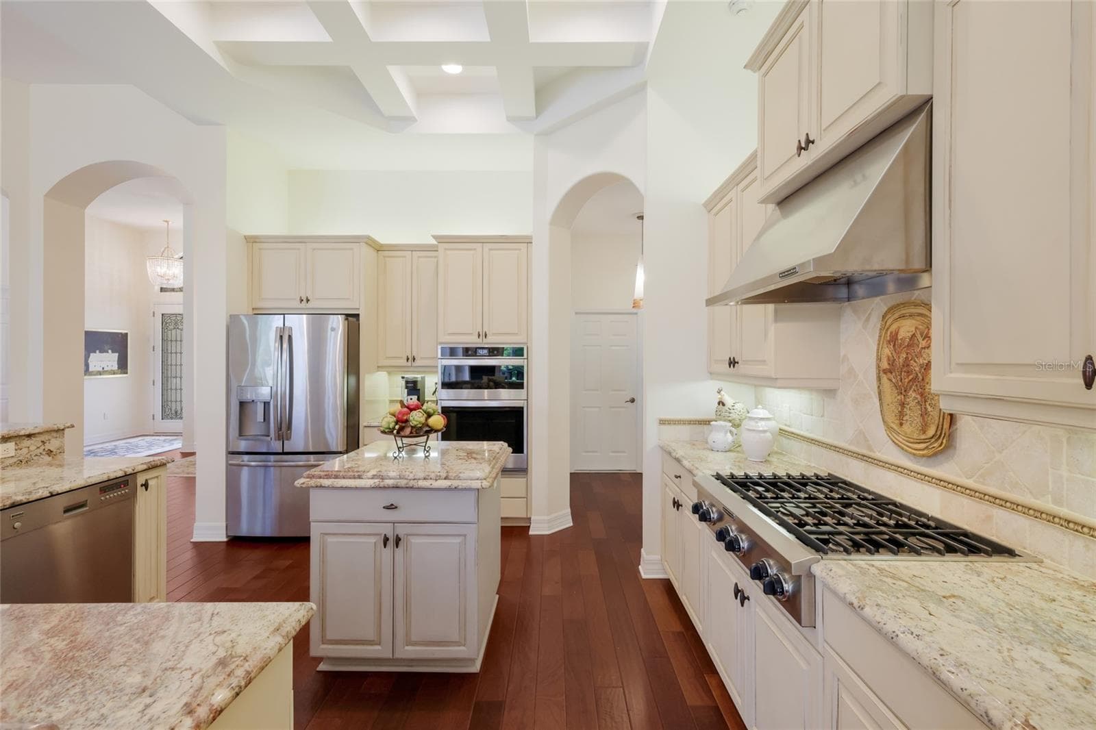 Single Family Residence at 7207 ASHLAND GLN, LAKEWOOD RANCH, photo 23 of 83