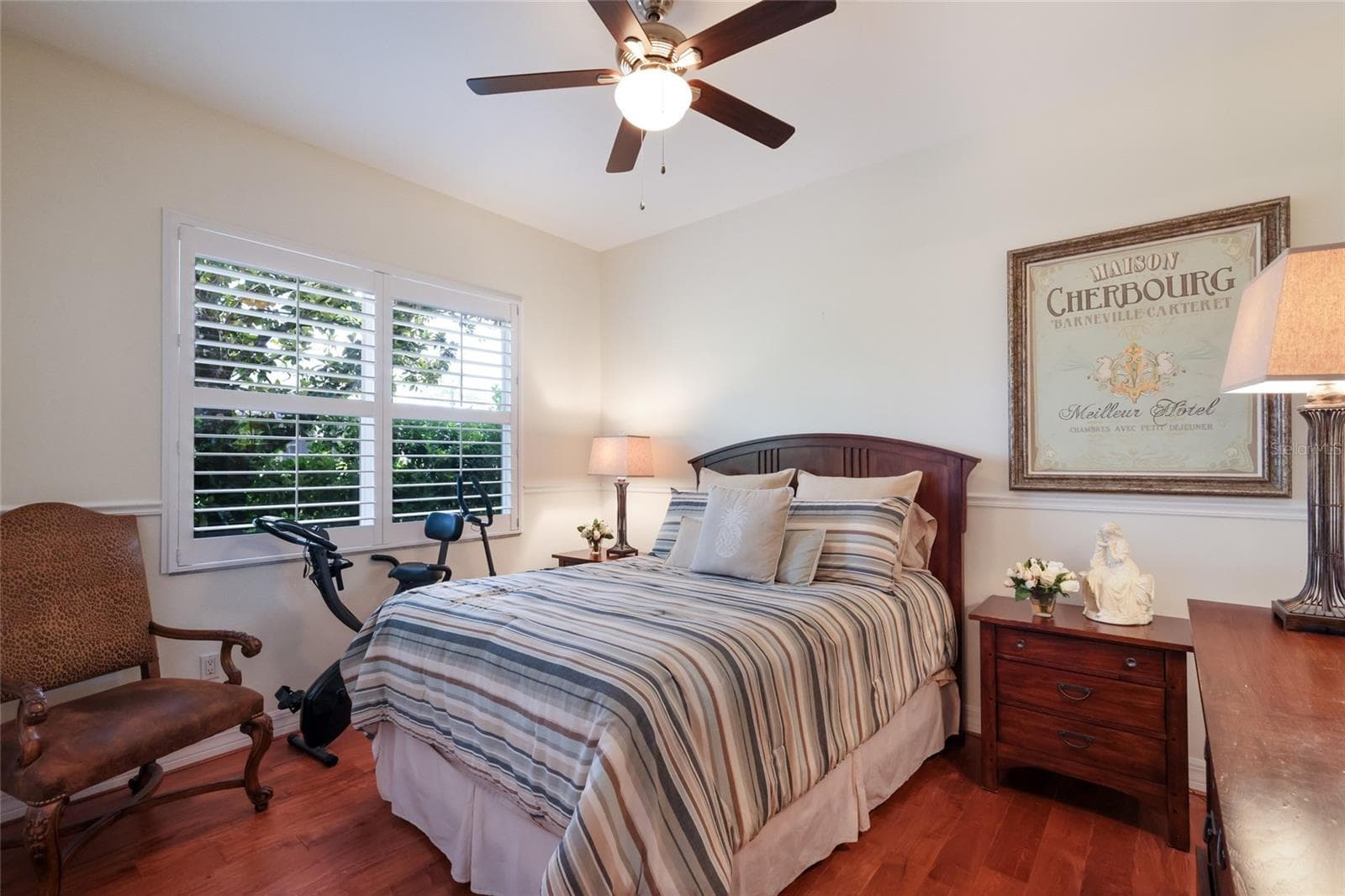 Single Family Residence at 7207 ASHLAND GLN, LAKEWOOD RANCH, photo 46 of 83