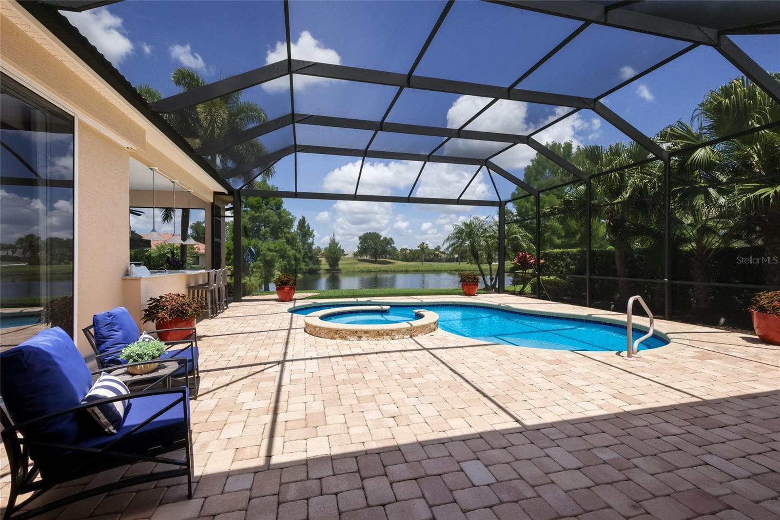 Single Family Residence at 7207 ASHLAND GLN, LAKEWOOD RANCH, photo 50 of 83