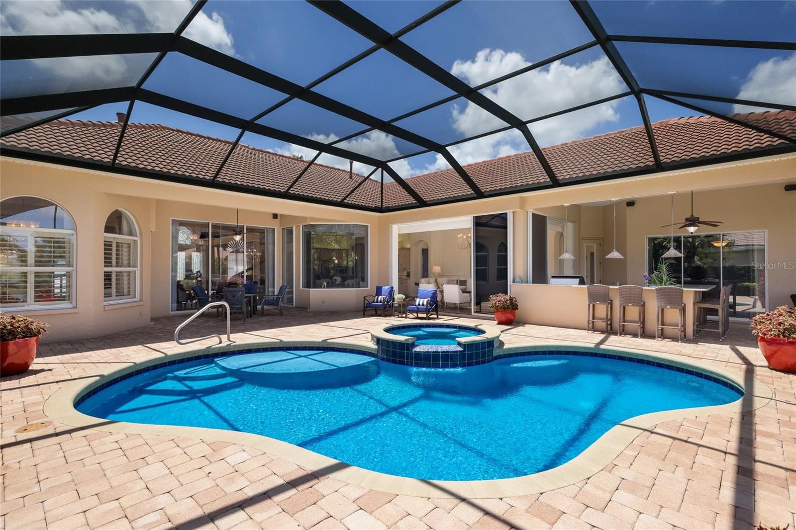 Single Family Residence at 7207 ASHLAND GLN, LAKEWOOD RANCH, photo 56 of 83