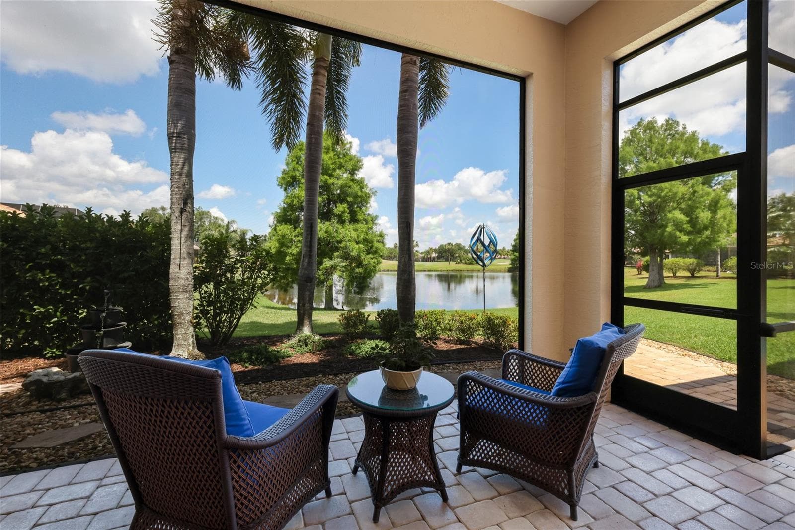 Single Family Residence at 7207 ASHLAND GLN, LAKEWOOD RANCH, photo 58 of 83
