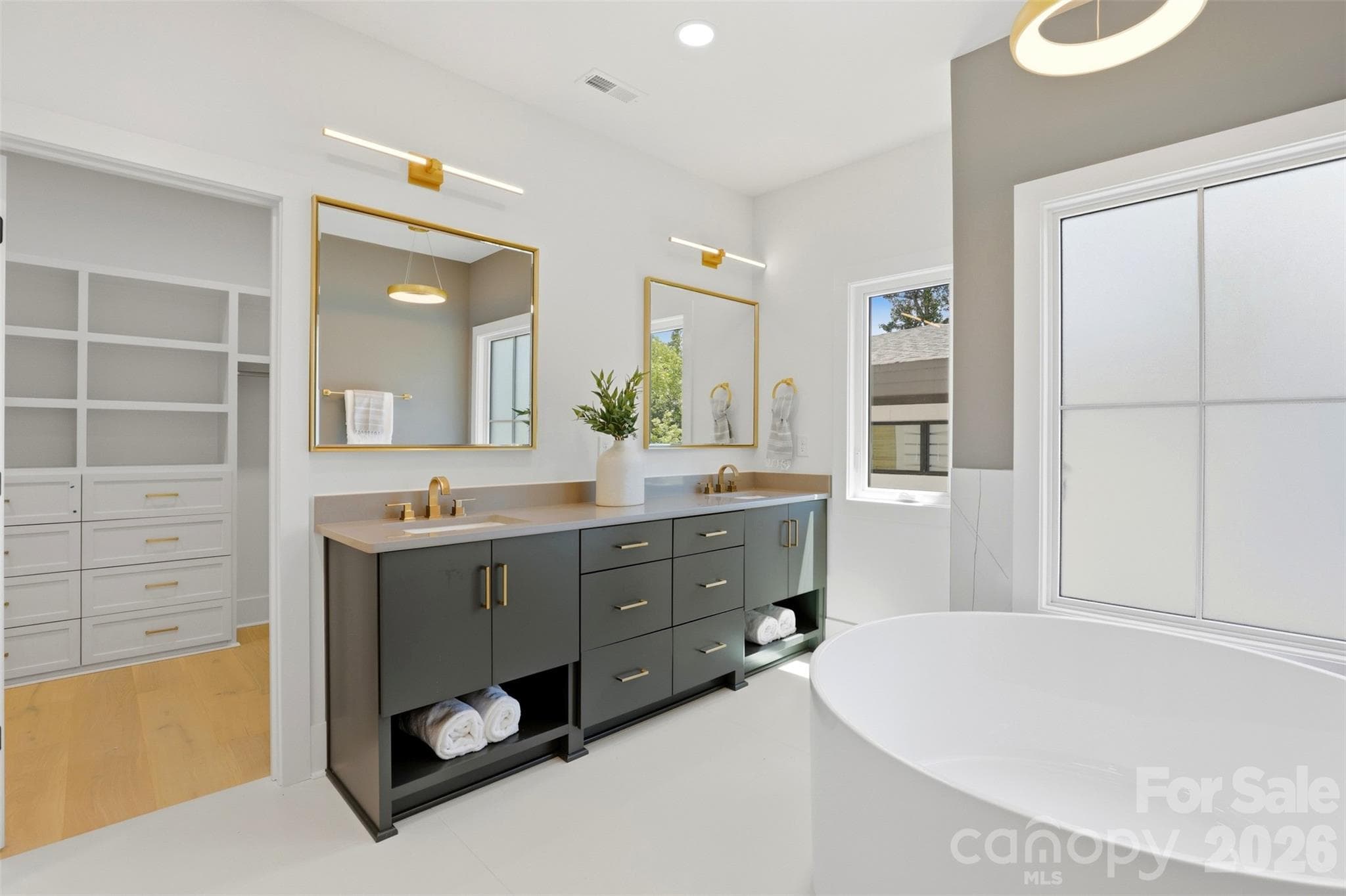 Primary bath - 2649 Laburnum Avenue, Charlotte