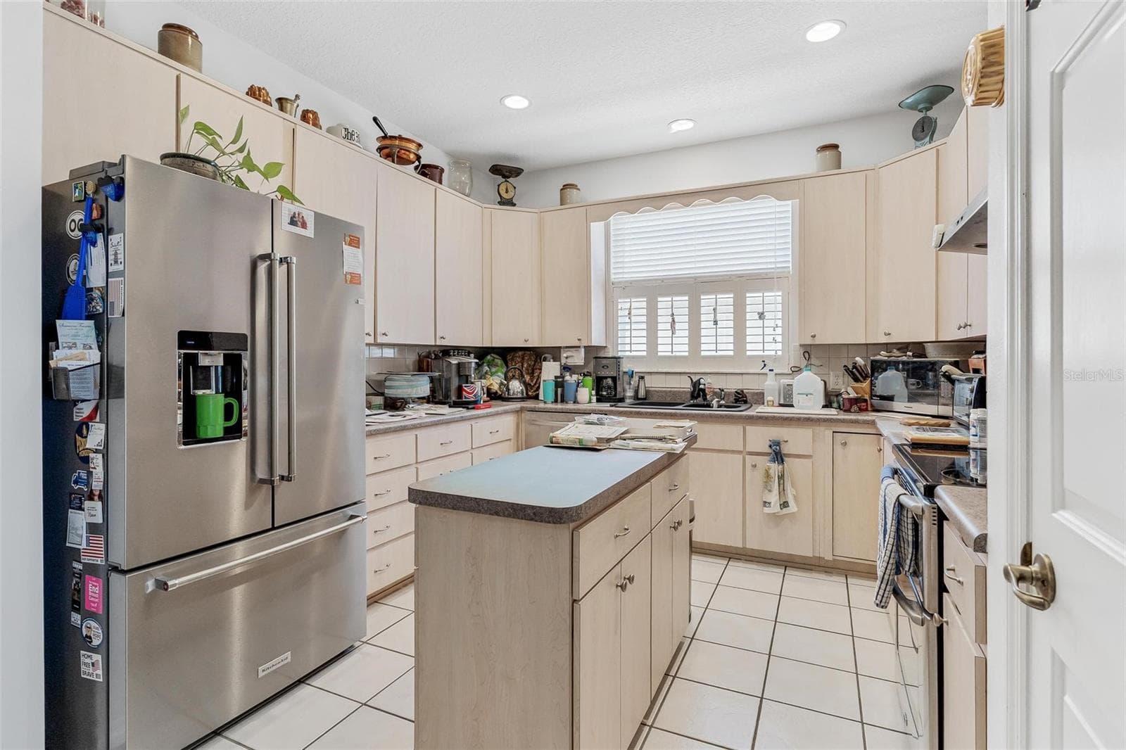 KICHEN - 6274 SAILBOAT AVE, TAVARES