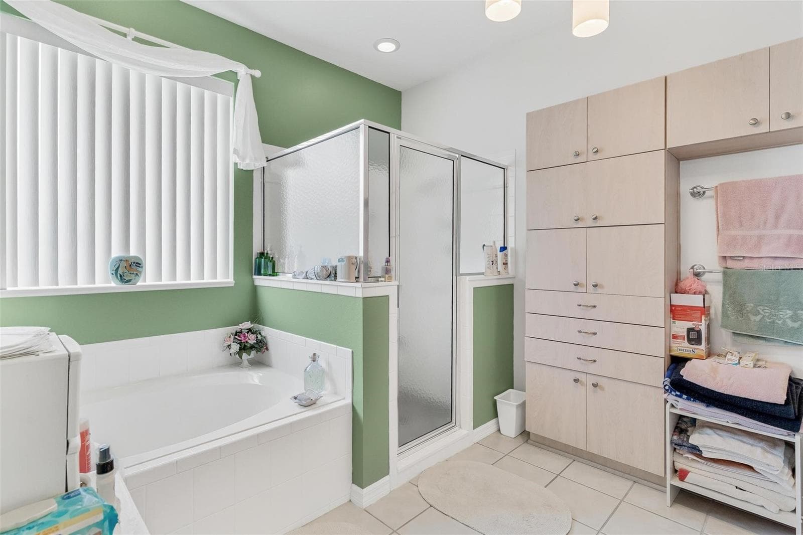 GARDEN TUB - 6274 SAILBOAT AVE, TAVARES