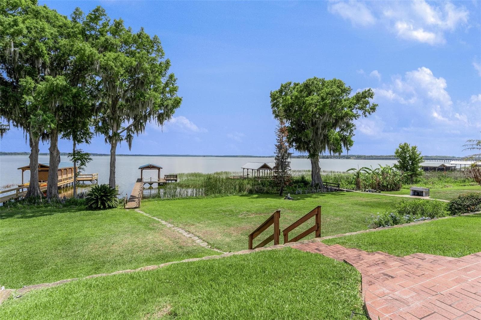 WALK WAY TO DOCK - 6274 SAILBOAT AVE, TAVARES