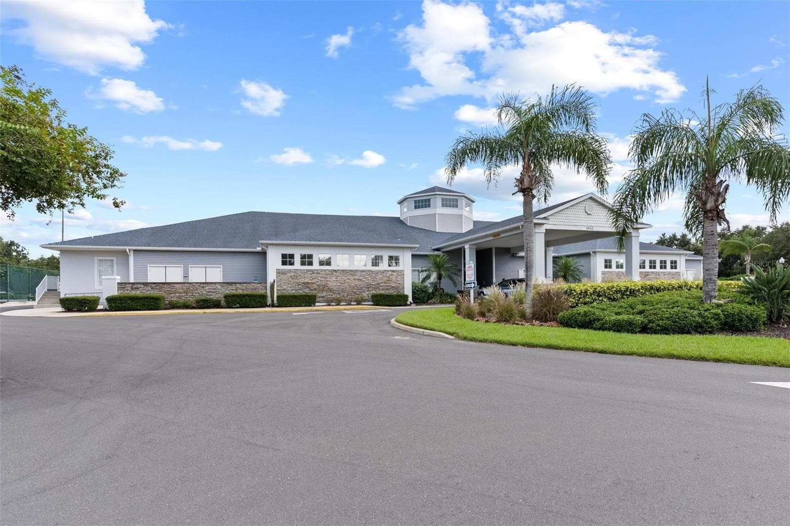 CLUBHOUSE KEY ENTRY - 6274 SAILBOAT AVE, TAVARES