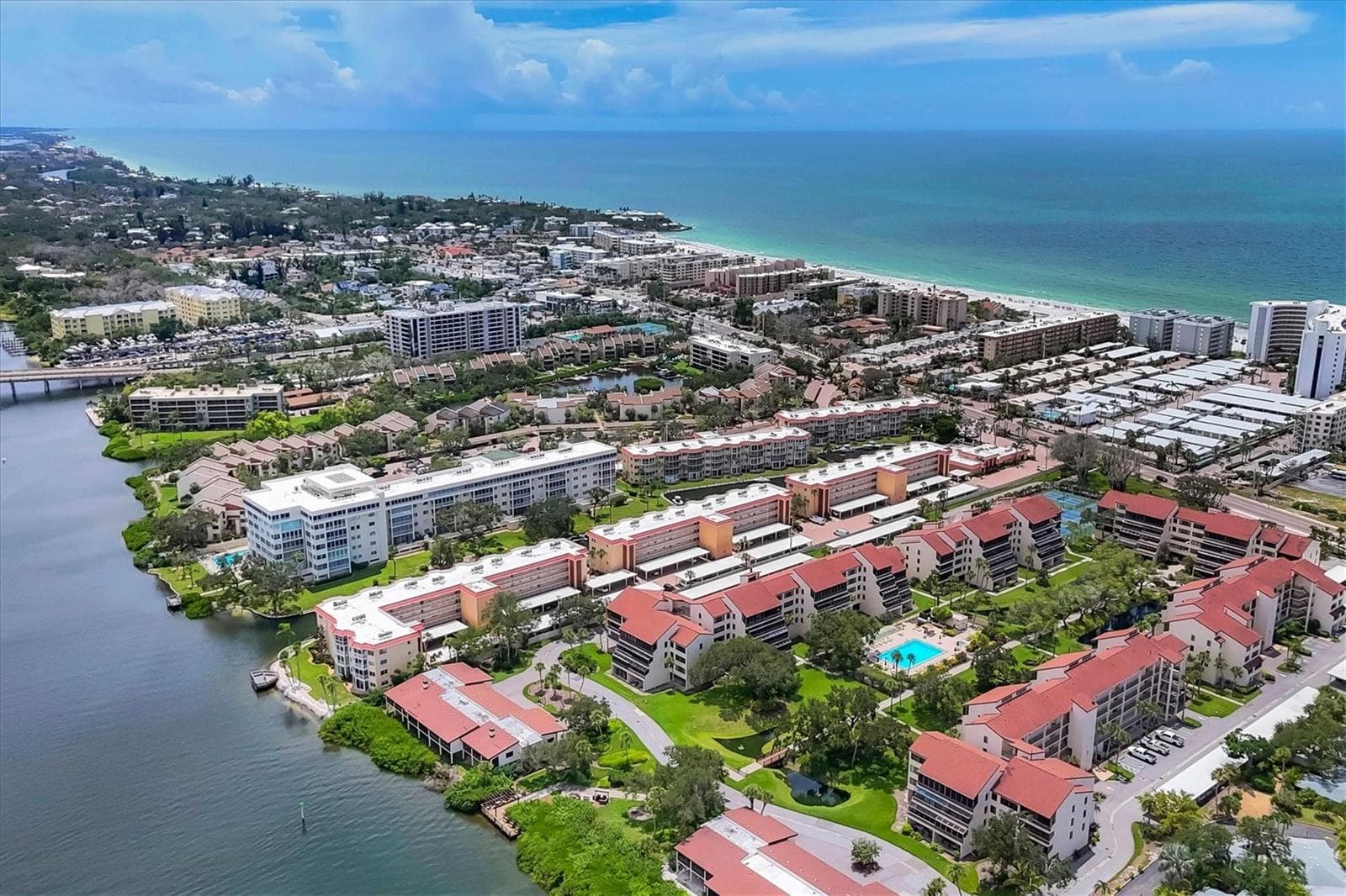 Condominium at 1215 S PORTOFINO DR #406, SARASOTA, photo 28 of 59