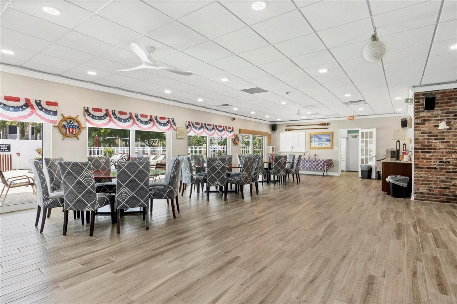 Condominium at 1215 S PORTOFINO DR #406, SARASOTA, photo 35 of 59