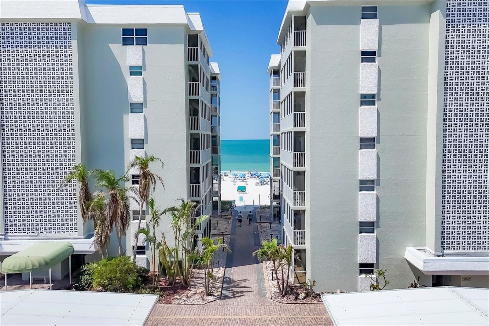 Condominium at 1215 S PORTOFINO DR #406, SARASOTA, photo 50 of 59