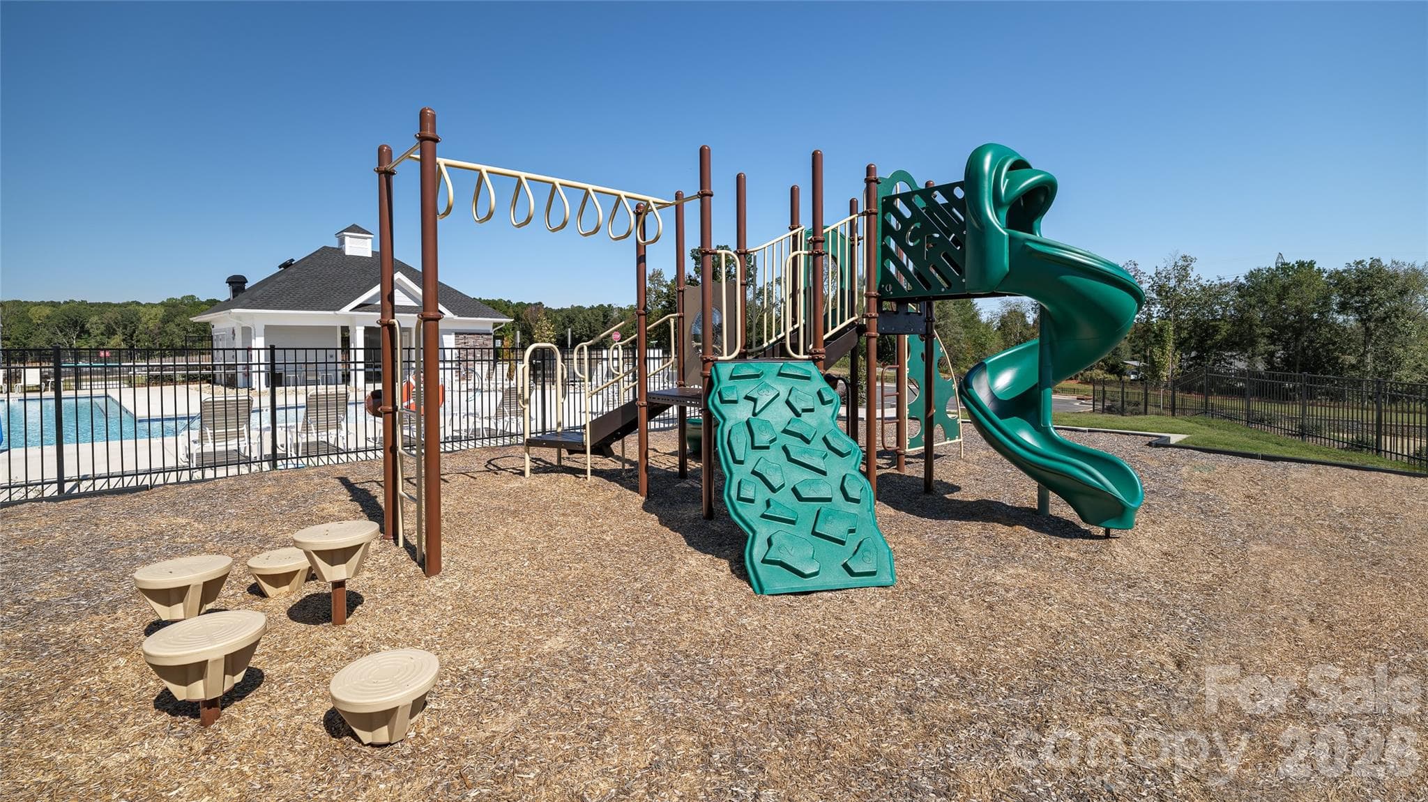 Single Family Residence at 12133 Barred Owl Court, Charlotte, photo 8 of 26