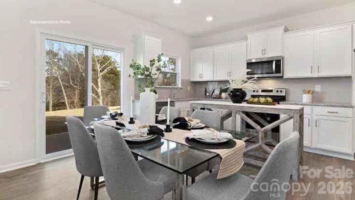 Single Family Residence at 12133 Barred Owl Court, Charlotte, photo 16 of 26